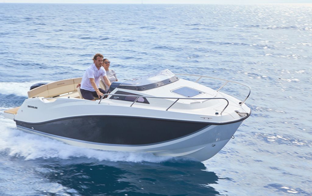 QUICKSILVER ACTIV 555 CABIN (23)